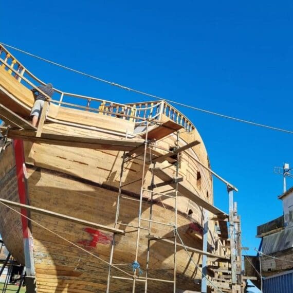 Novo “barco pirata” será atração do próximo verão em Balneário Camboriú