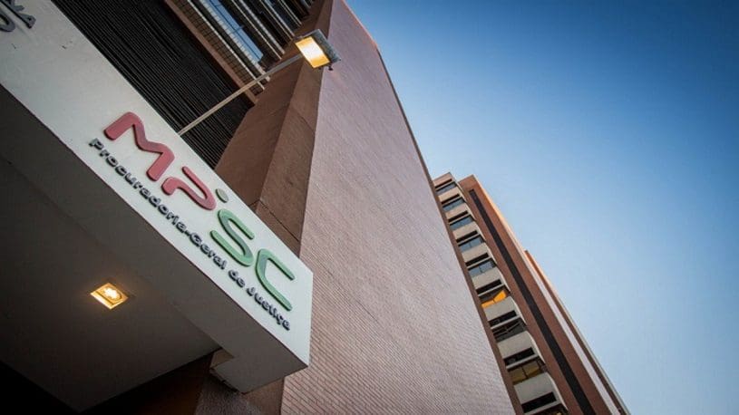 Tia e sobrinho são denunciados por envenenar funcionários de pronto socorro