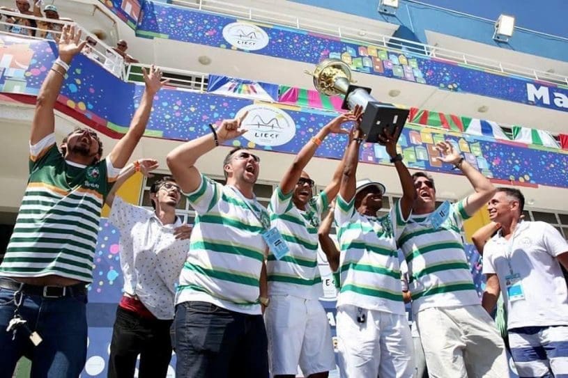 Escola de samba Jardim das Palmeiras de São José comemora 17 anos