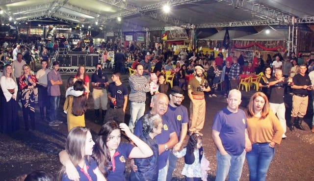 Acampamento Farroupilha de Balneário Camboriú terá festival de música gaúcha