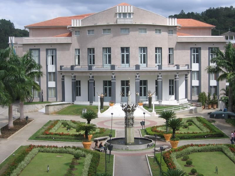 Teatro Carlos Gomes oferece aulas gratuitas e abertas ao público