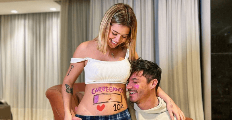 Ex-BBBs Viih Tube e Eliezer anunciam gravidez