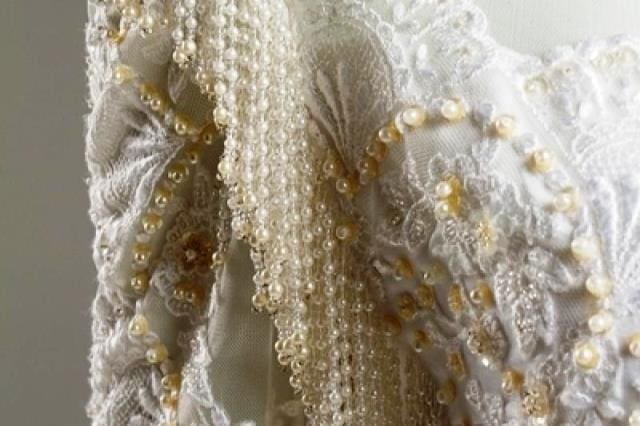 Itajaí abre exposição de vestidos de noiva no Museu Histórico