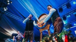 Maior Festa do Imigrante da história começa em grande estilo