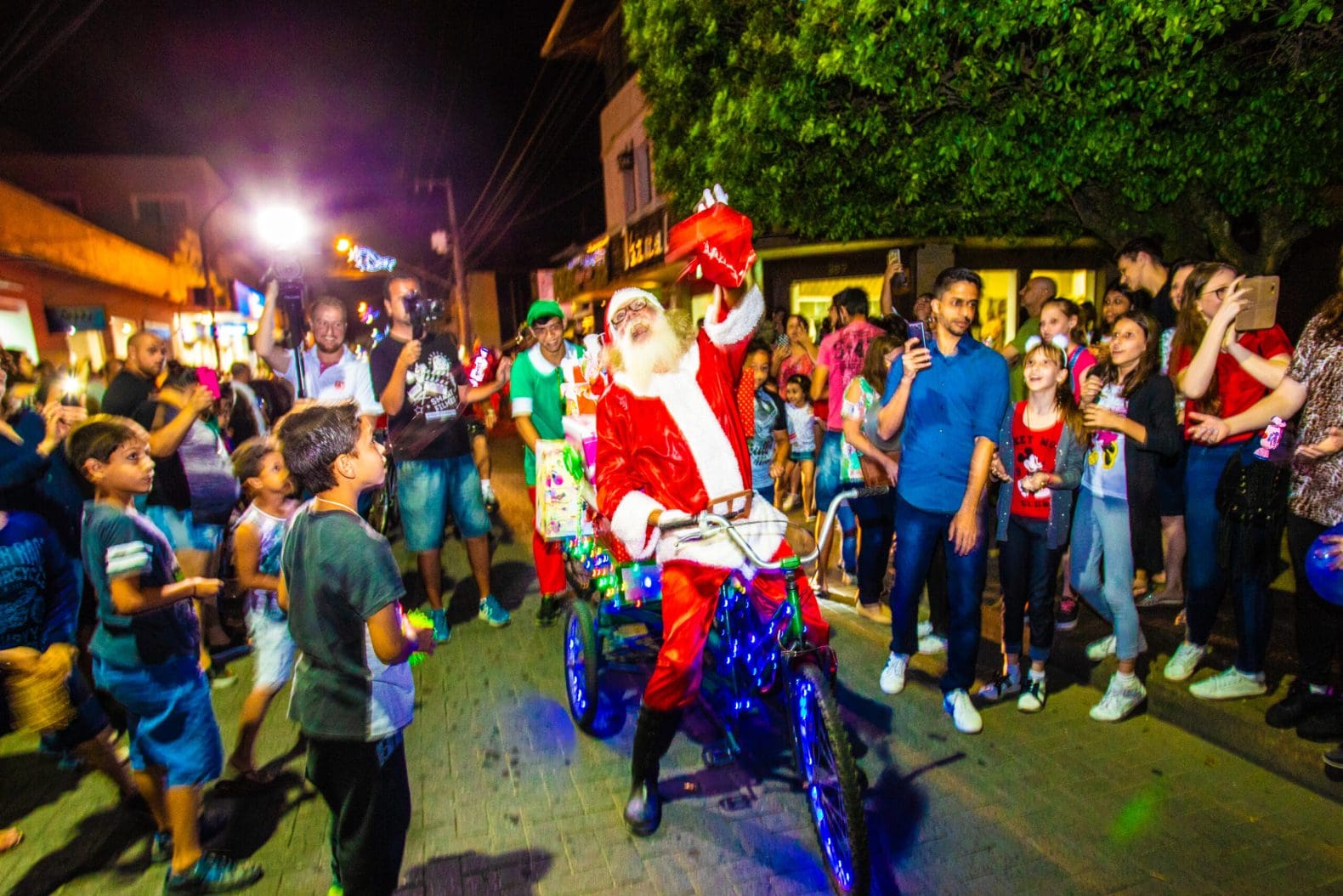 Natal de Gaspar terá desfile, apresentações musicais e outras atrações