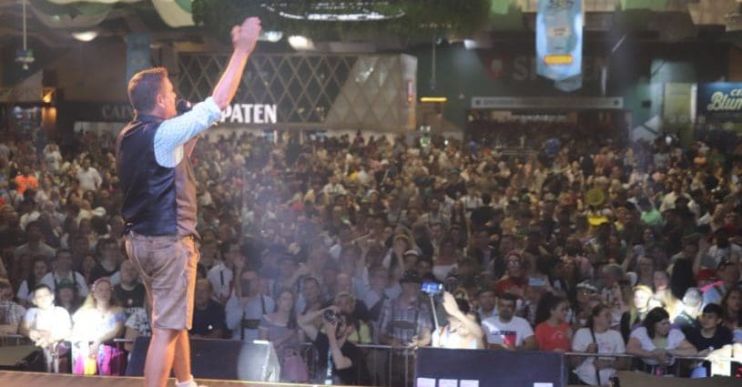 Público se despede da Oktoberfest e Marejada no final de semana