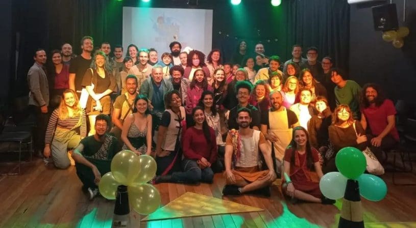 Comédia “Ascenção e Queda das Lojas Tahan” volta ao palco do CEU, em Palhoça