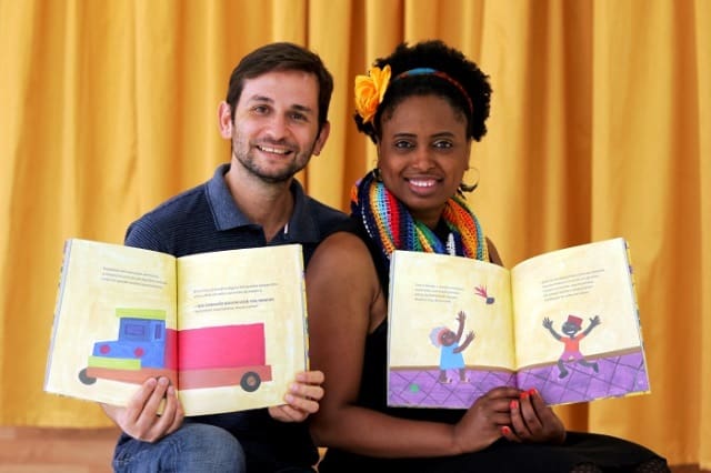 Livro escrito por professores de Balneário Camboriú é finalista do prêmio Jabuti