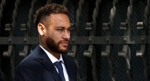 Ex-cozinheira processa Neymar por jornadas de 16 horas por dia