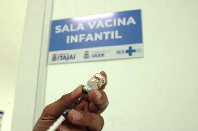Itajaí inicia vacinação contra Covid-19 para bebês nesta sexta-feira