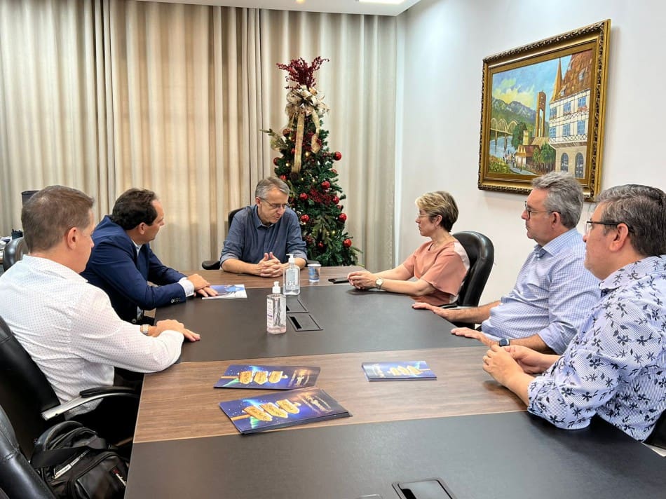 Blumenau faz tratativas para sediar maior encontro de corais do mundo