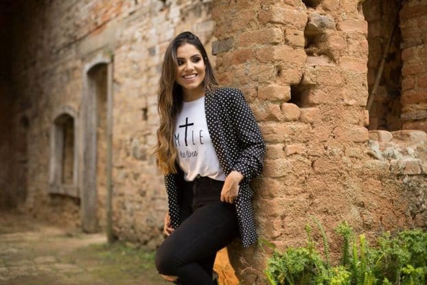 Timbó recebe a cantora gospel Gabriela Rocha no próximo sábado