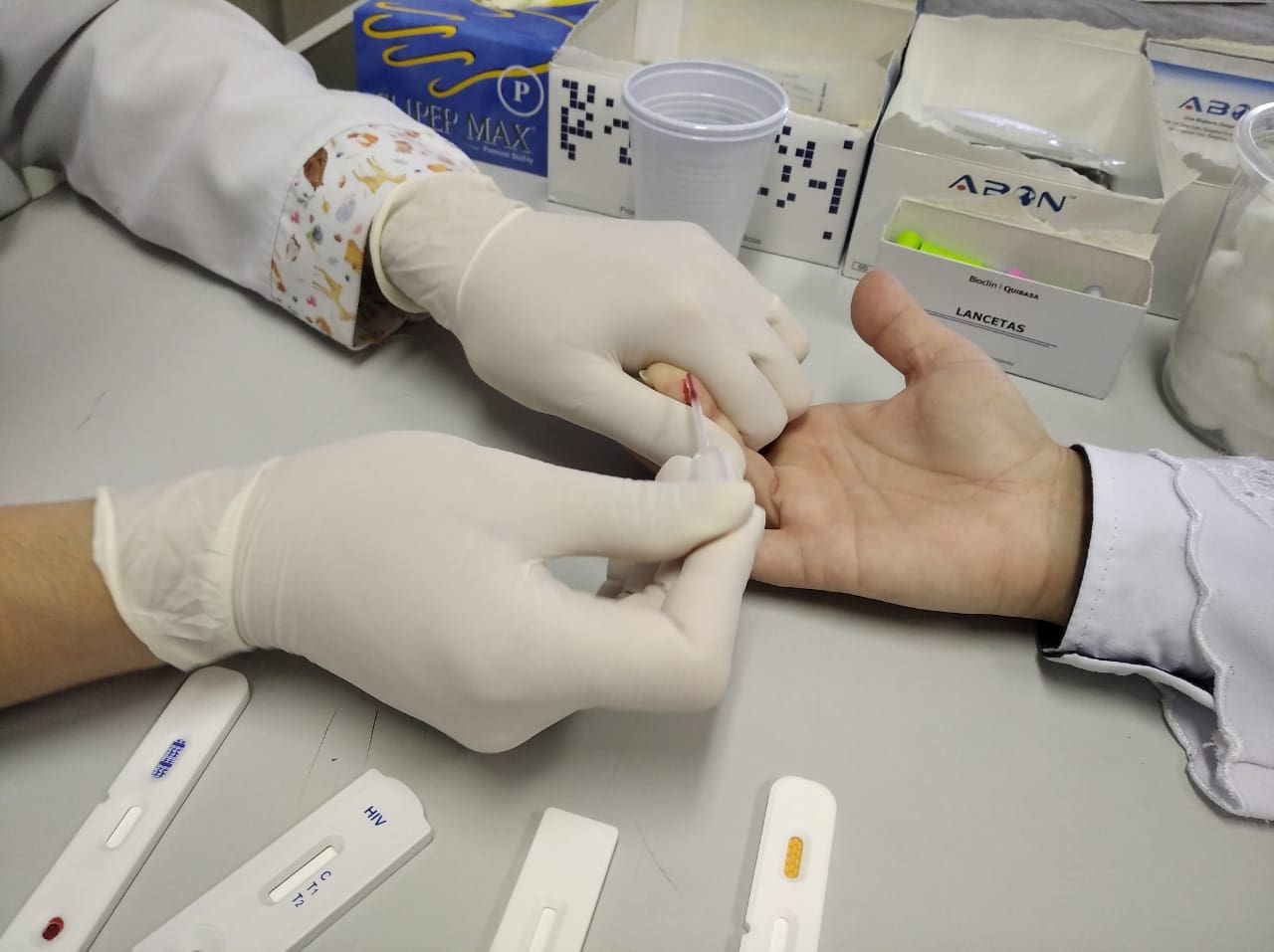 Saúde de Indaial realiza testagem em funcionários de empresa