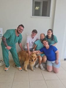 Depois de 14 dias na UTI paciente do Hospital Imigrantes recebe visita do pet de estimação