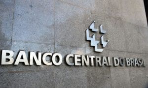 Novo bloqueio judicial acelera penhora de contas no país