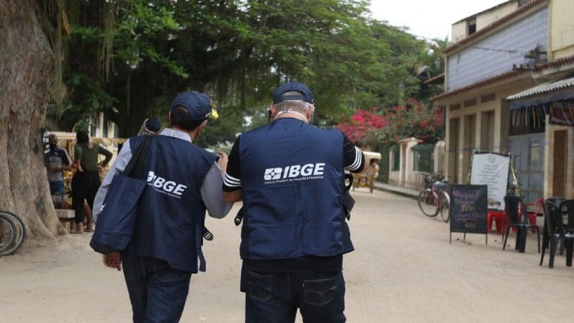 IBGE abre 2 300 vagas e muda cenário dos concursos para 2026