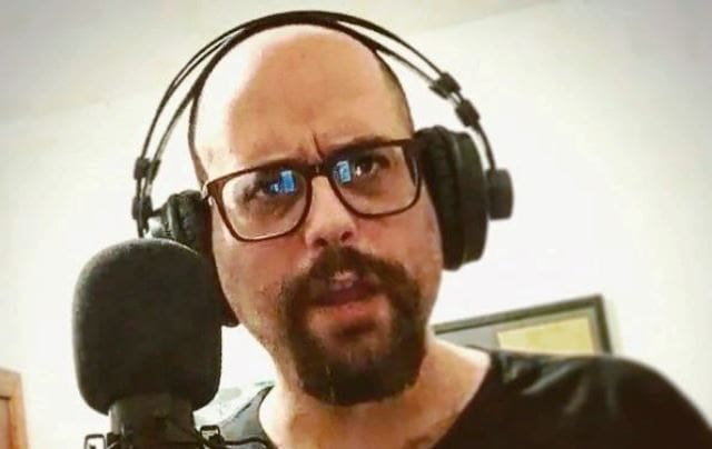 Artista de Florianópolis, Lalo Oliveira mantém vivo o punk rock autoral da Ilha