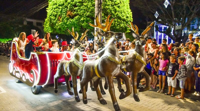 Gaspar terá tradicional Desfile de Natal nesta quinta-feira