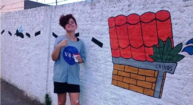 Escola de Camboriú faz arte em muro para conscientizar sobre combate à dengue