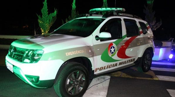 Homem é autuado por se passar por vereador e denunciar falsamente crime