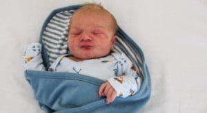 Davi é o primeiro bebê a nascer no ano de 2023 em Blumenau