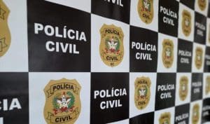 Homem foi alvejado em plena luz do dia
