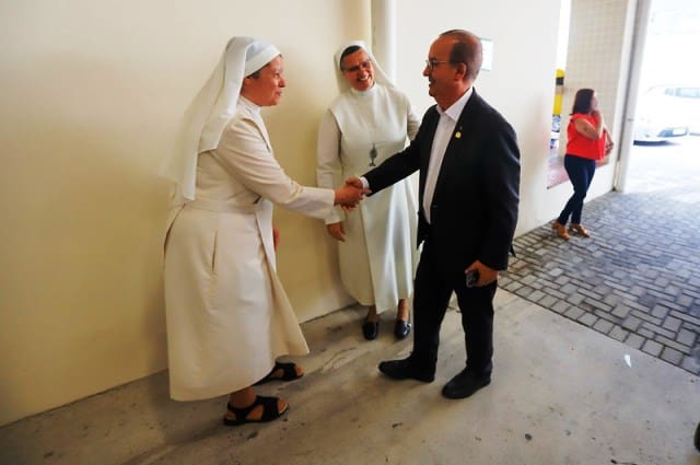 Hospital em Itajaí amplia espaço para tratamento a pacientes com câncer