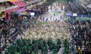 Carnaval: Sapucaí terá homenagem a sambistas neste domingo