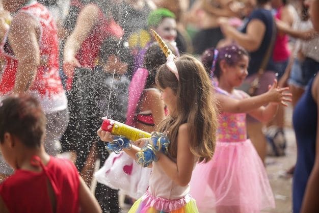 Carnaval tem baile infantil e concurso de fantasias na Capital
