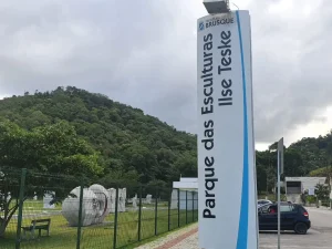 Parque das Esculturas promove visita guiada em homenagem ao Dia da Mulher