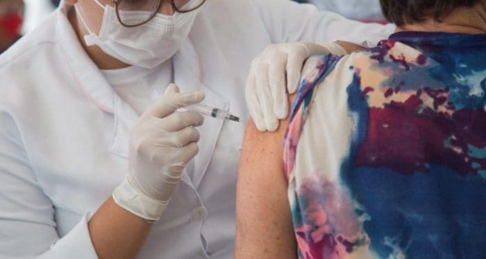 <strong>Florianópolis amplia vacinação bivalente</strong>
