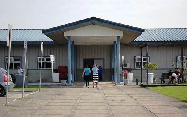 Hospital vai indenizar mãe que teve filho em casa por negligência médica