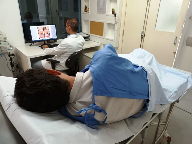 Março Azul: campanha busca conscientizar população sobre câncer de intestino