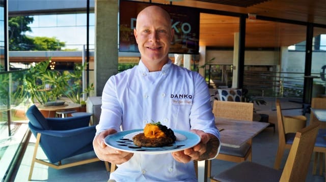 Cheff cria prato Dazumbanho Floripa em homenagem aos 350 anos da Capital