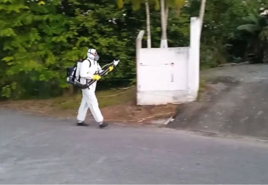 Agentes de endemias irão pulverizar ruas no bairro Limeira nesta terça-feira