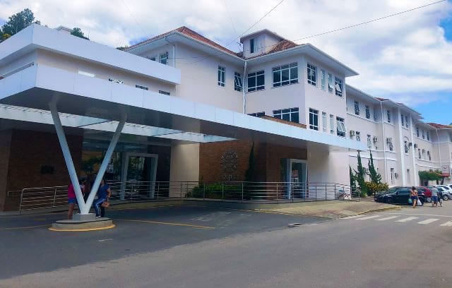 Hospital de Brusque retoma atendimento SUS na Hemodinâmica