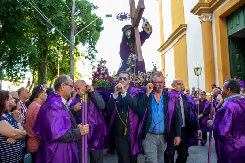 Procissão do Senhor dos Passos percorre ruas de São José no fim de semana
