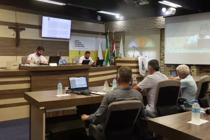 Reforma administrativa é aprovada na Câmara de Brusque