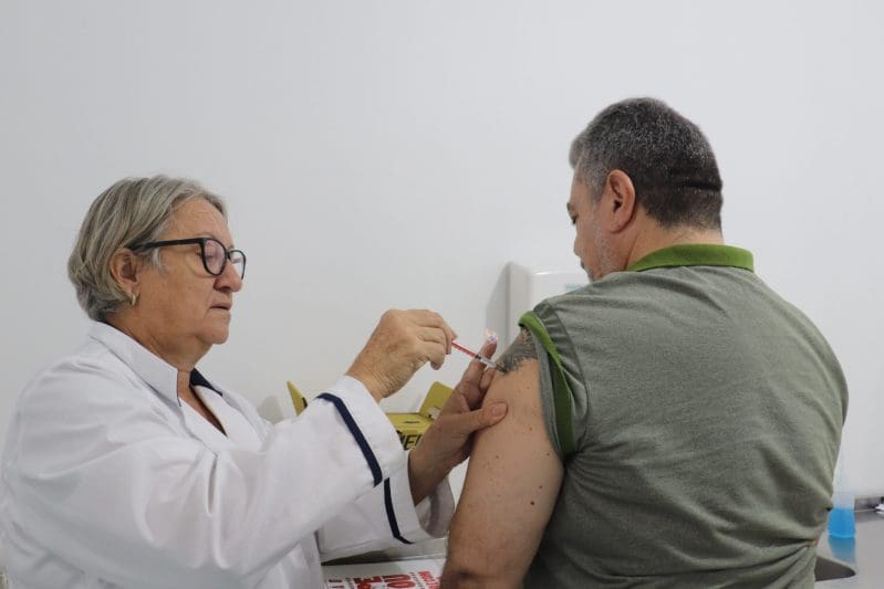 SC prorroga campanha de vacinação contra gripe até 30 de junho