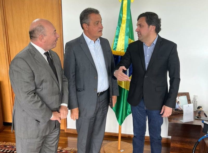 Prefeito Ari Vequi cumpre agenda em Brasília