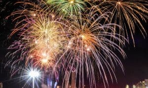 Projeto que proíbe fogos de artificio com barulho segue para sanção do prefeito 