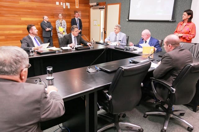 Projeto torna crime prescrição de medicamentos com efeito nocivo a pacientes