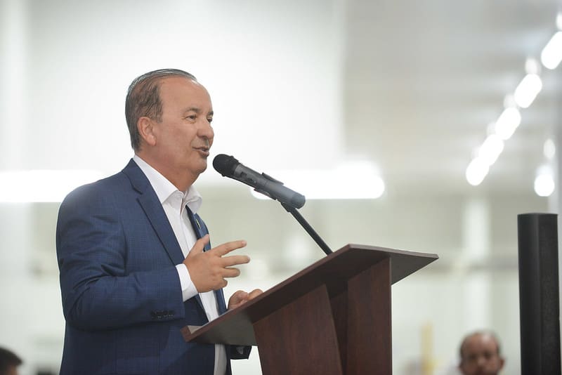 Governador anuncia investimentos para melhorar rede elétrica no Alto Vale do Itajaí