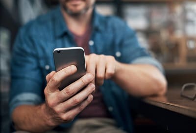 Celesc disponibiliza WhatsApp para clientes solicitarem serviços