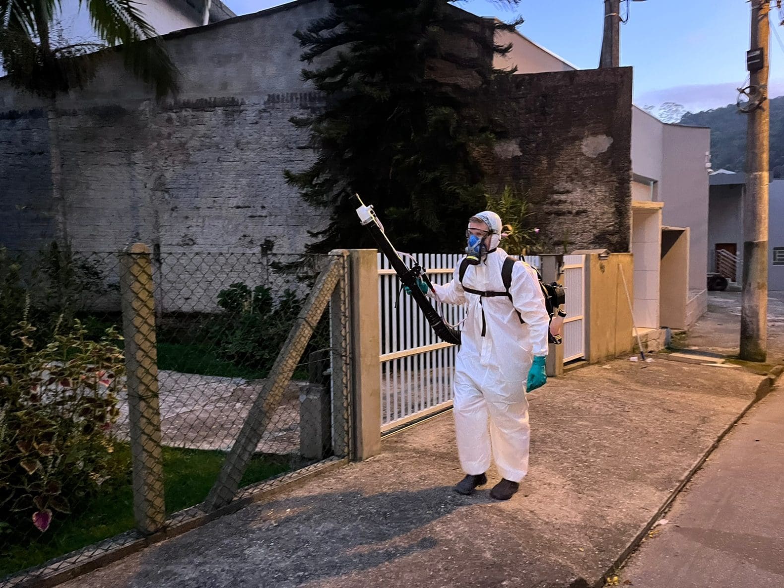 Brusque: pulverização de terça-feira, ocorre no bairro Bateas