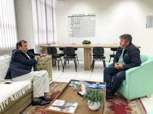 Brusque: demandas da população são entregues ao secretário da Saúde