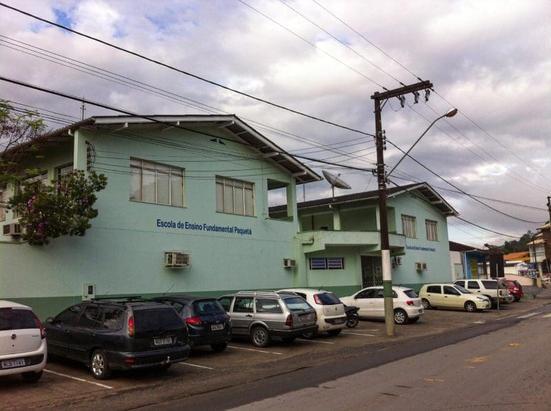 Prefeitura de Brusque busca manter escola cívico-militar na EEF Paquetá