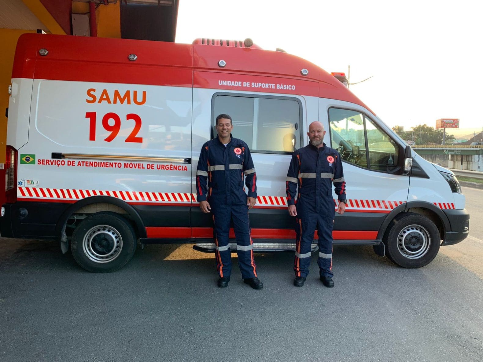 Equipe do Samu de Brusque recebe novos uniformes