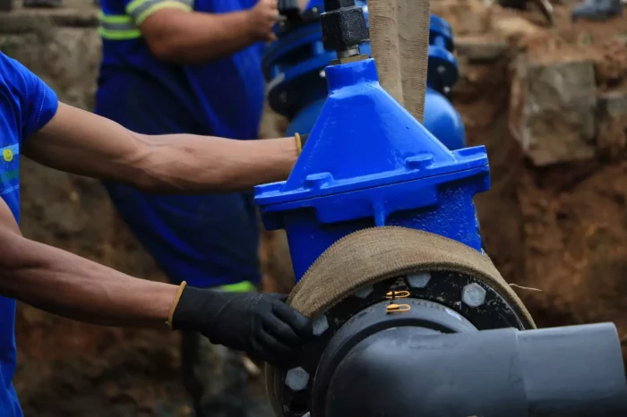Joinville tem abastecimento de água interrompido em razão de obras