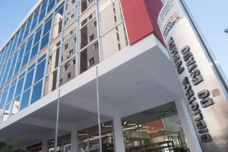 Capital sedia debate sobre mulher na literatura